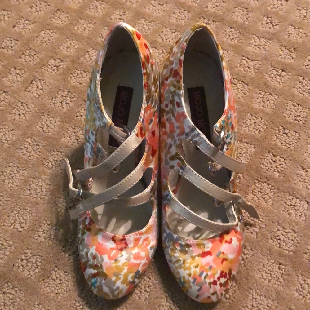 Mojo moxy floral heel